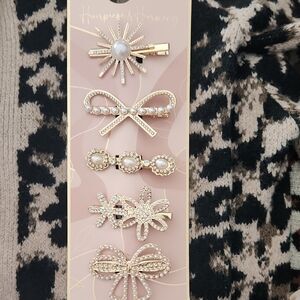 Elegant Gold and Pearl Hair Clip Set